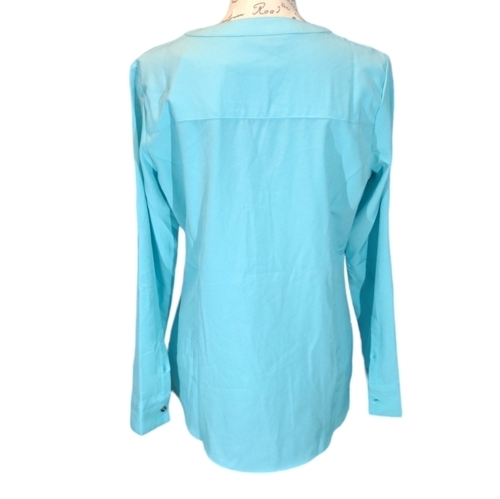 Lilac Bloom V Neck Tunic Blouse - Picture 4 of 6